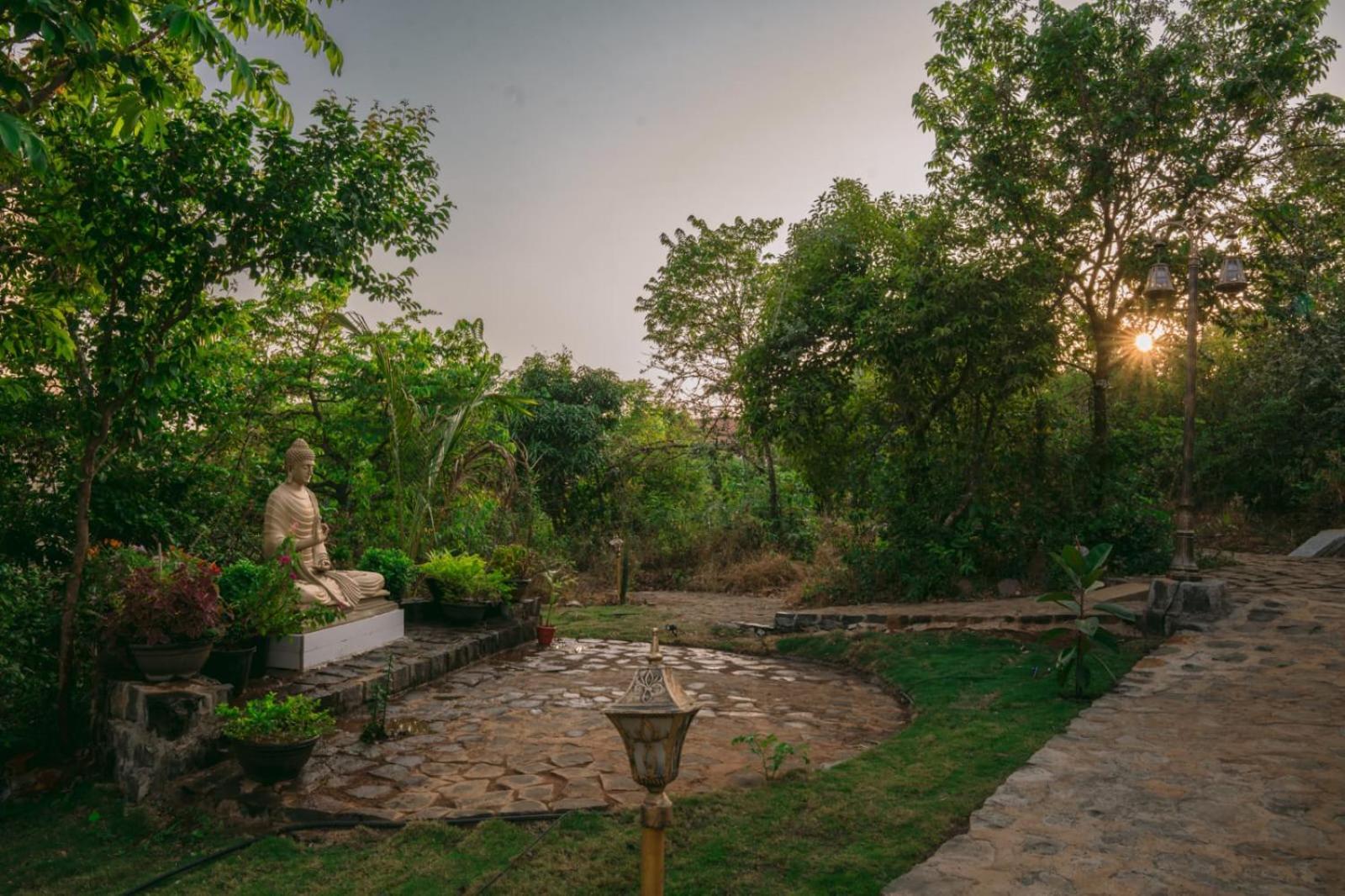 Taleghar Eshi Resorts And Restaurant - Bhimashankars Jungle Luxury Resort מראה חיצוני תמונה