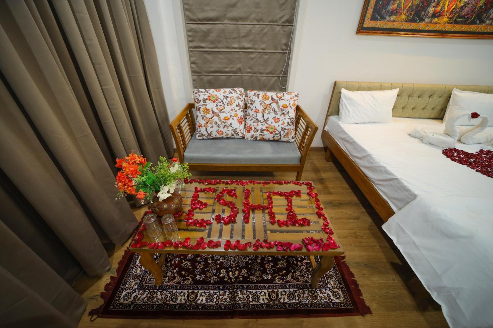 Taleghar Eshi Resorts And Restaurant - Bhimashankars Jungle Luxury Resort מראה חיצוני תמונה
